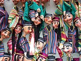 Handpuppen in typisch usbekischer Prägung - Souvenirangebot für Touristen